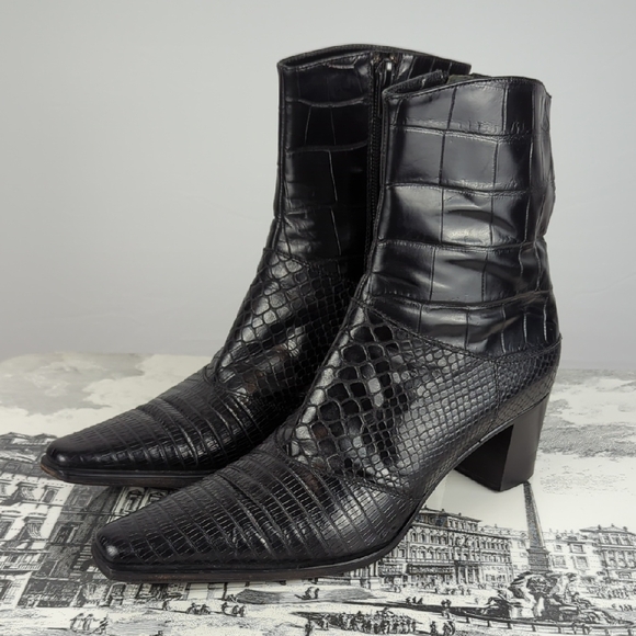 Via Spiga Black Leather Croc Embossed Ankle Boots | Size 6 - Picture 1 of 10